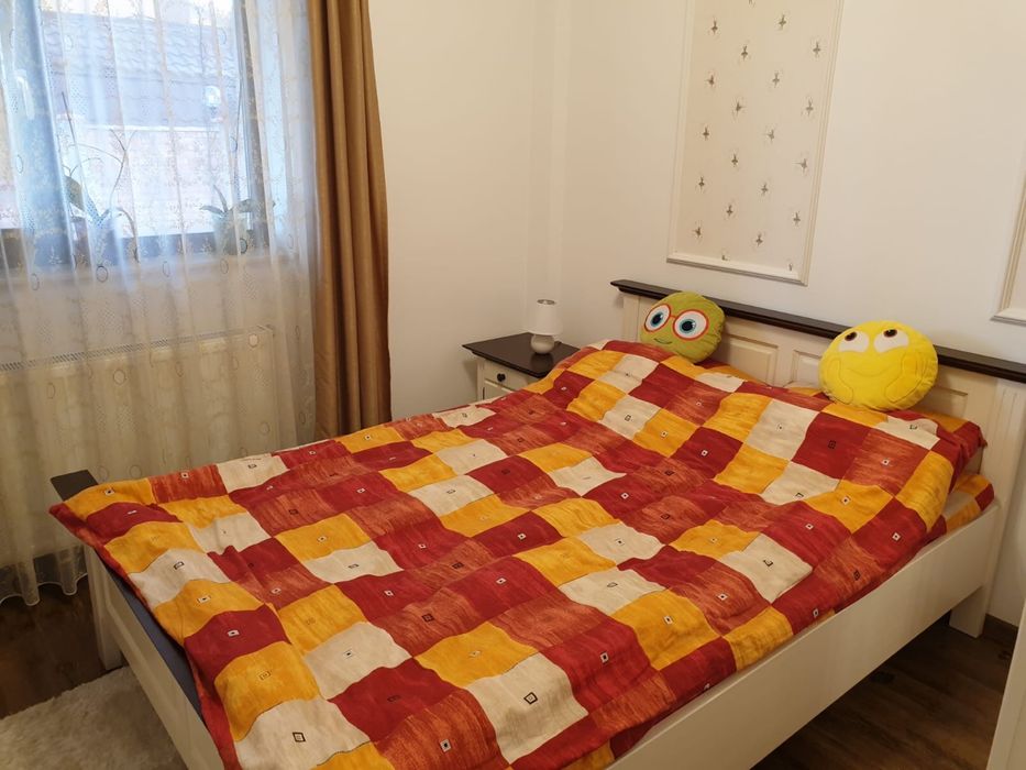 Apartamemt 3 camere vedere la lac 70 metri