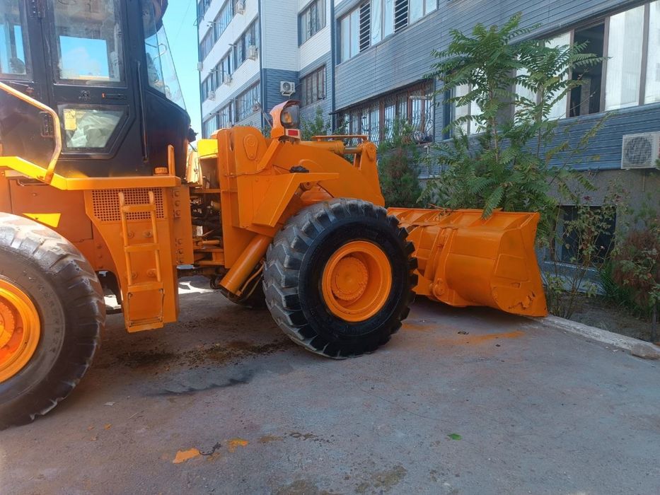 Погрузчик 3 куб холати зур