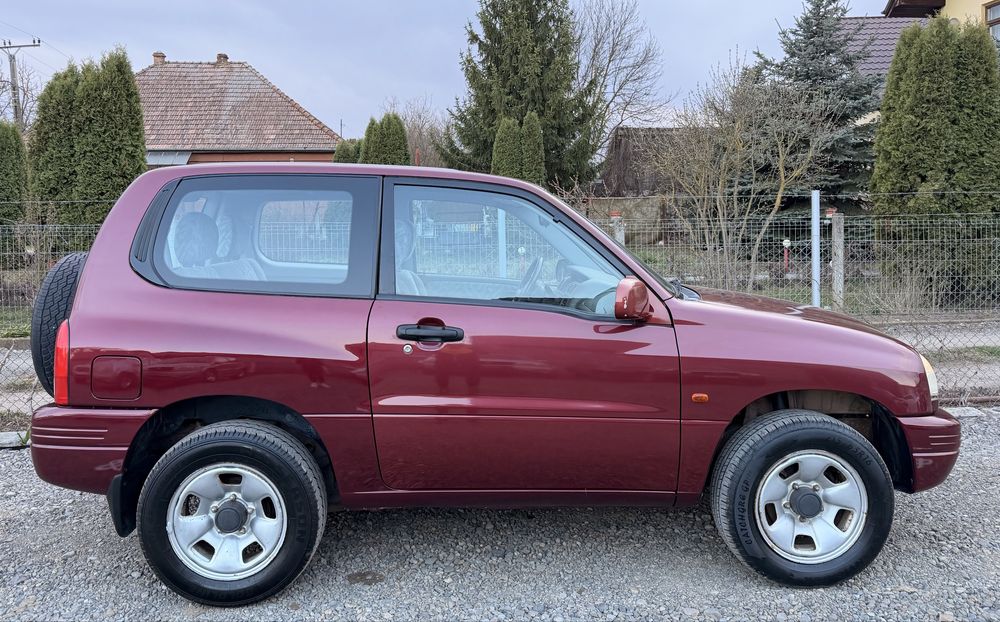 Suzuki  Grand Vitara 2.0i 128CP 4x4 Mic\Mare