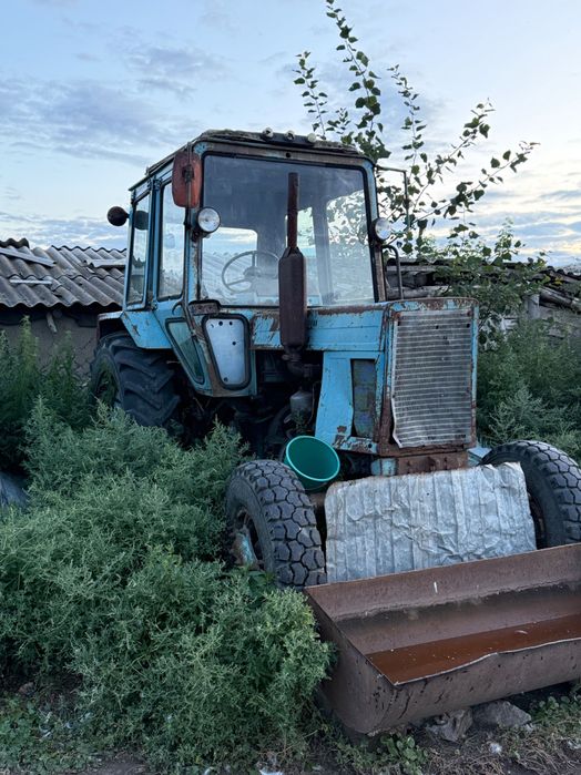 Продам   трактор