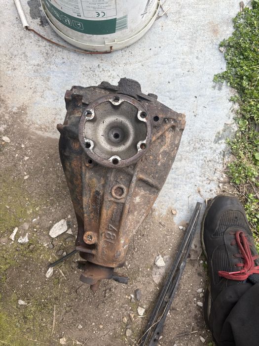 Диференциал от мерцедес 124 300d