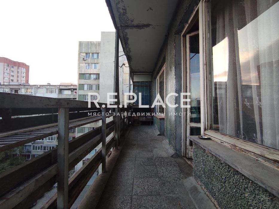 Продава се Четиристаен апартамент в Варна, Младост 1 - 82 кв.м за 1525 €/кв.м - Снимка #11