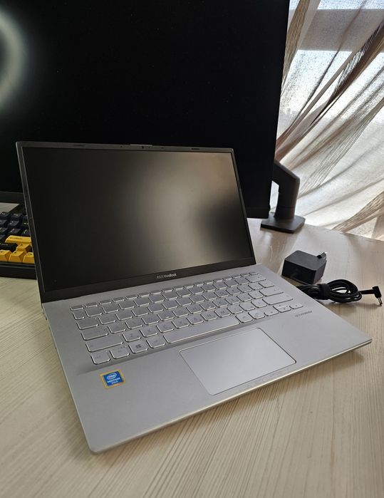 ASUS Vivobook ноутбук для работы