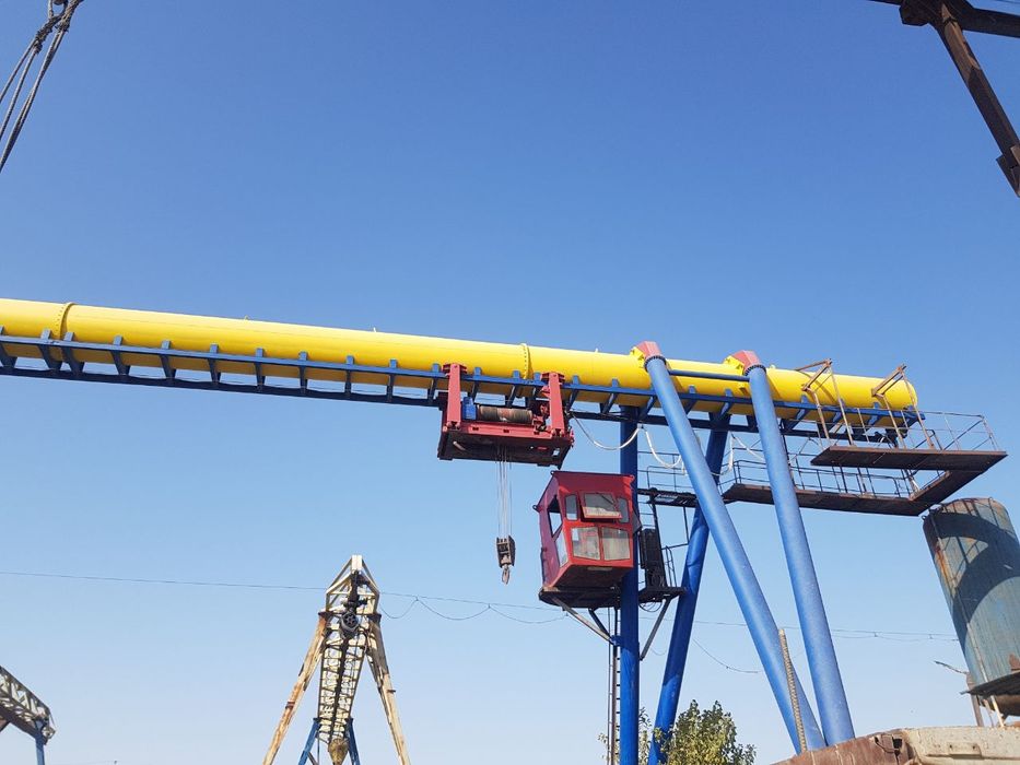 Трубный Козловой кран