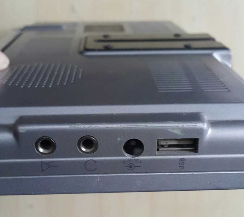 Мини портативен телевизор монитор OLSON без цифров тунер, дистанционо