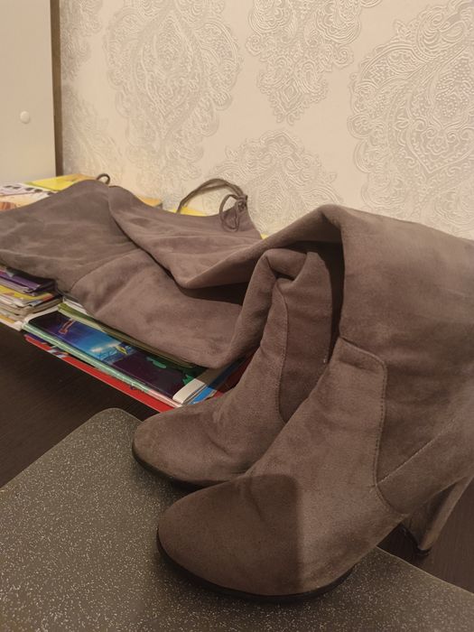 Продам новые ботфорты! 37р