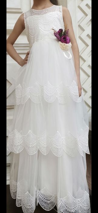 ПРОДАМ платье девочке (бальное)