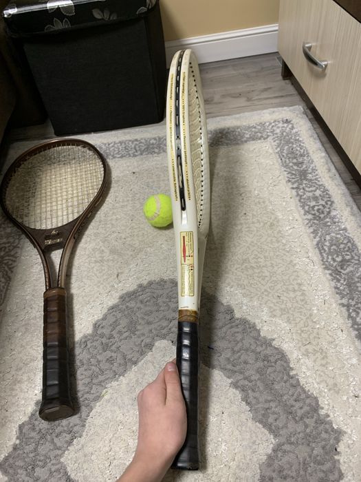 Vand rachete de tenis pro vintage