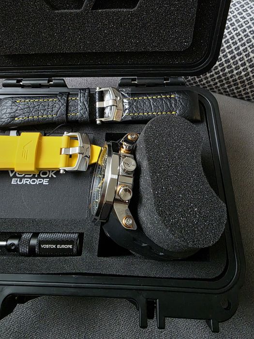 Vostok Europa YM86-620A505