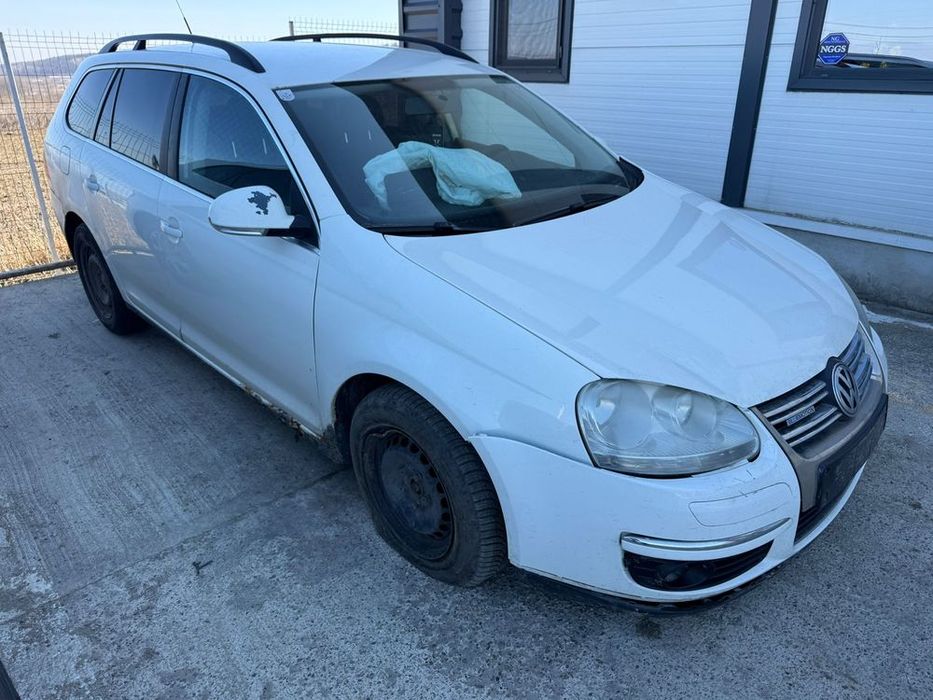 Dezmembrez / Dezmembrari / Piese / Accesorii Vw golf 5 break 2008 alb 1.9 BLS volan stanga