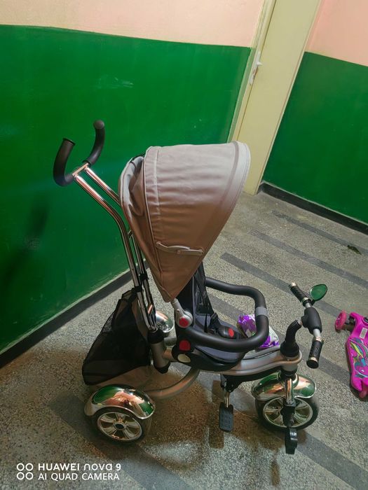 Детска триколка сива