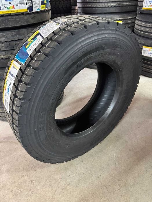 245/70R17.5 DR25 Accelus