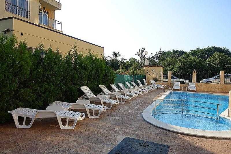 Продава се Хотел в Обзор - 1800 кв.м за 708 €/кв.м - Снимка #9