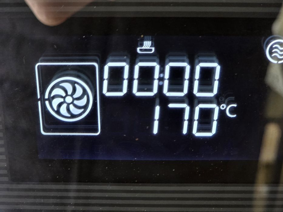 Фурна с интегрирана микровълнова Smeg