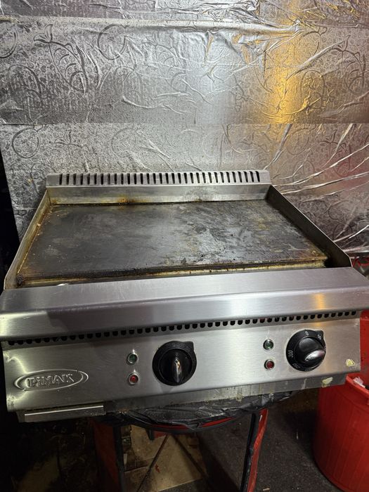 Фуд трак сотилади барча техникалари бн