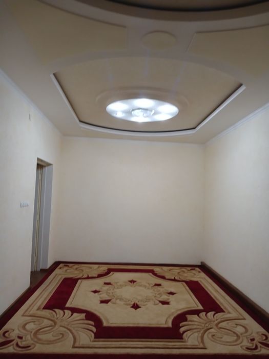 Самарканд вилояти,Булунгур туманида 2 каватли уй сотилади.