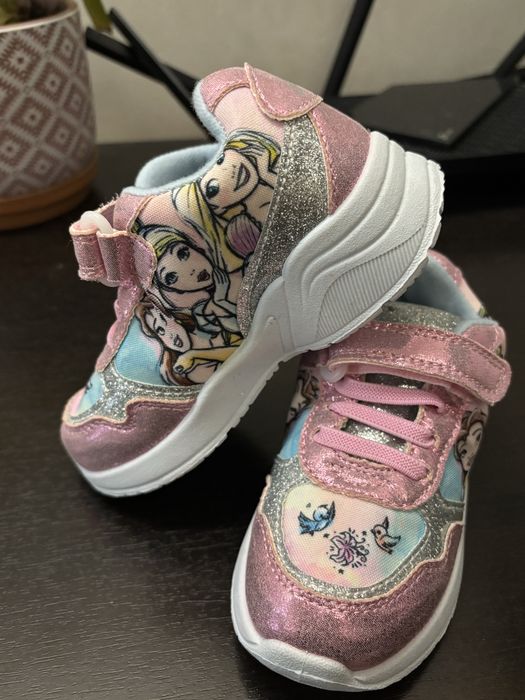 Детски маратонки Disney принцеси нови 25 номер