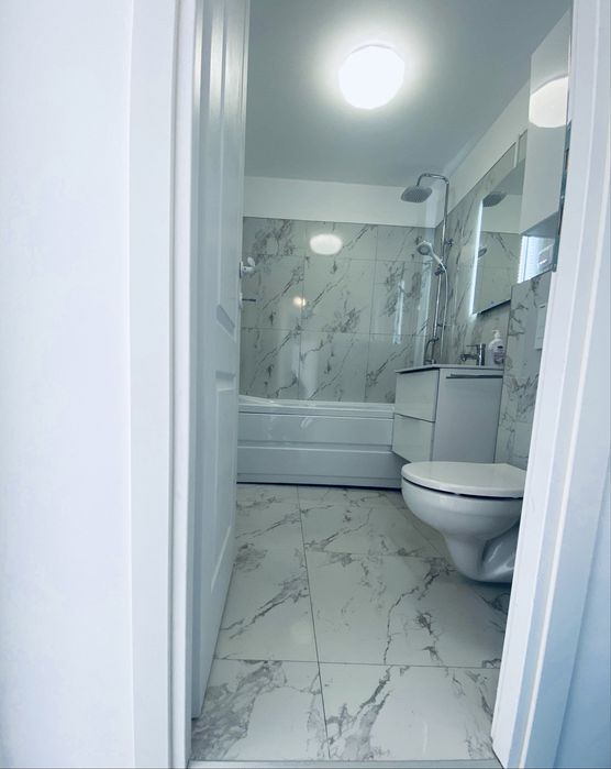 De inchiriat apartament 2 camere decomandat langa biserica albastra l