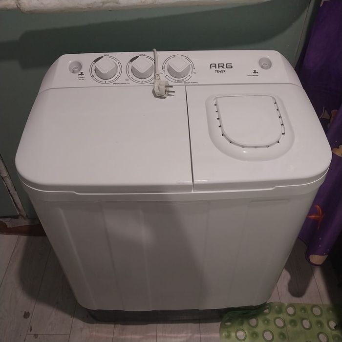 Продам стиральную машинку полу автомат