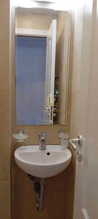 Дава се под наем Тристаен апартамент в Варна, Център - 120 кв.м за 850 € - Снимка #10