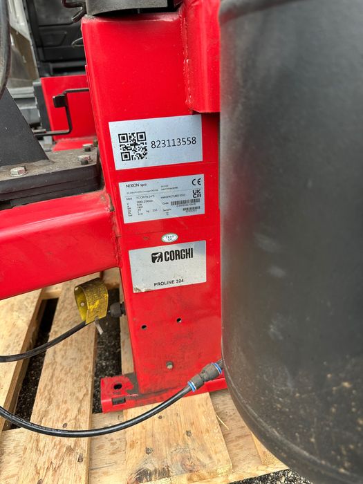 CORGHI Гумодемонтажнамашина