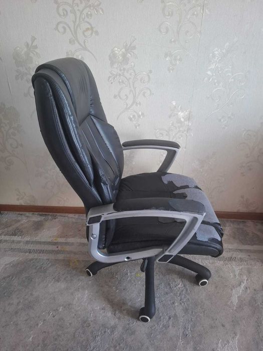 Кресло руководительский
