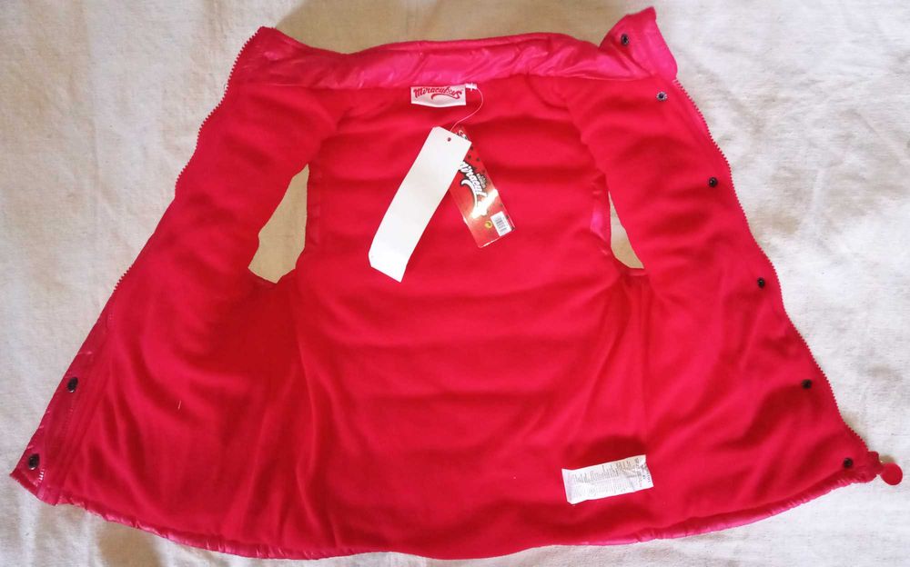 детски зимни елек Miraculous. Нов!