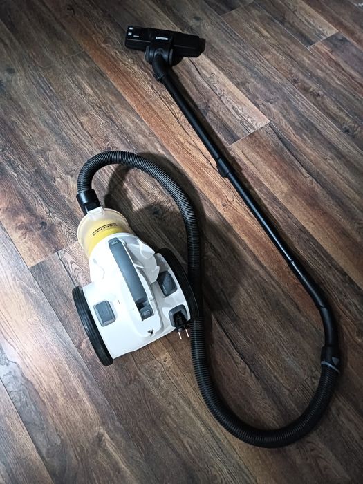 Б/у Пылесос Karcher