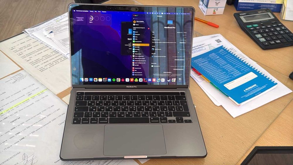 Продается Macbook pro retina m2, 512 гб.