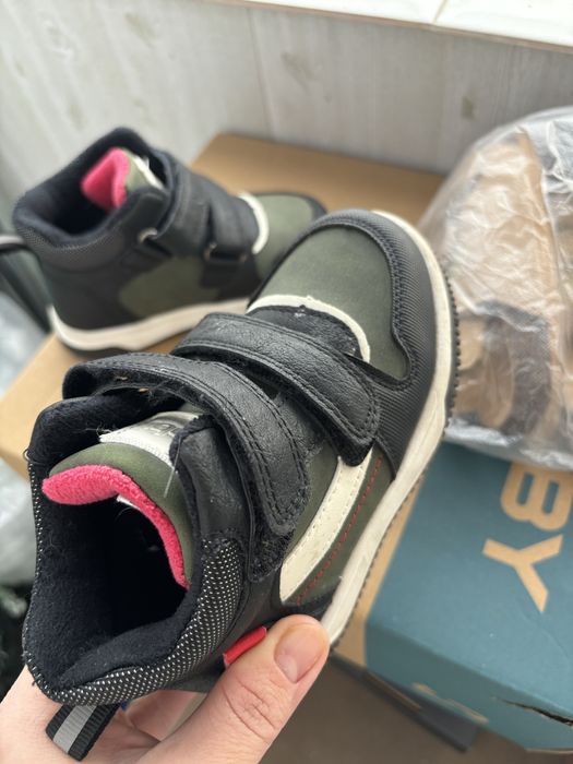 Ботинки детские 24 размер