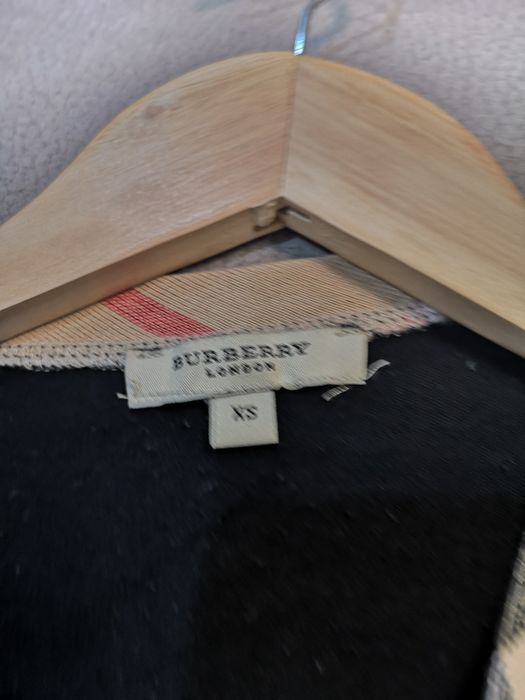 Намаление 60лв Жилетка на Бърбари ( Burberry)