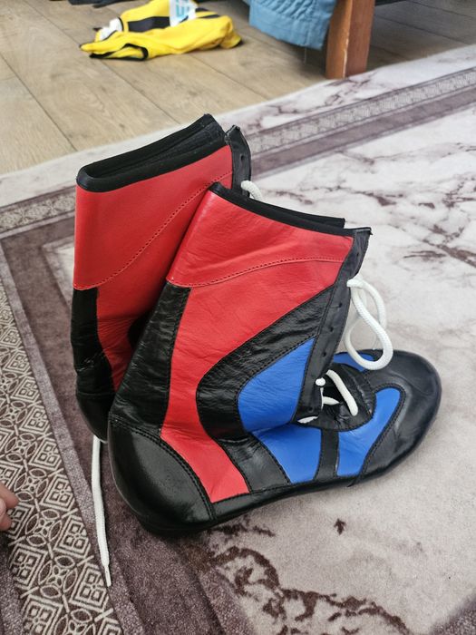 Боксермкие кросовки