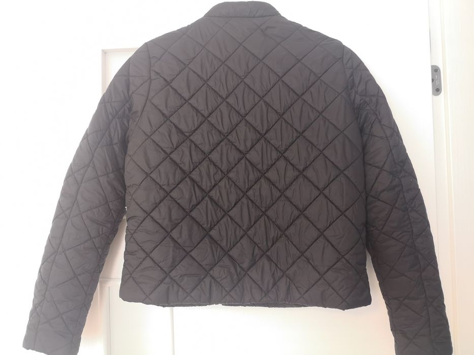 Geacă neagră, mărimea L (40)