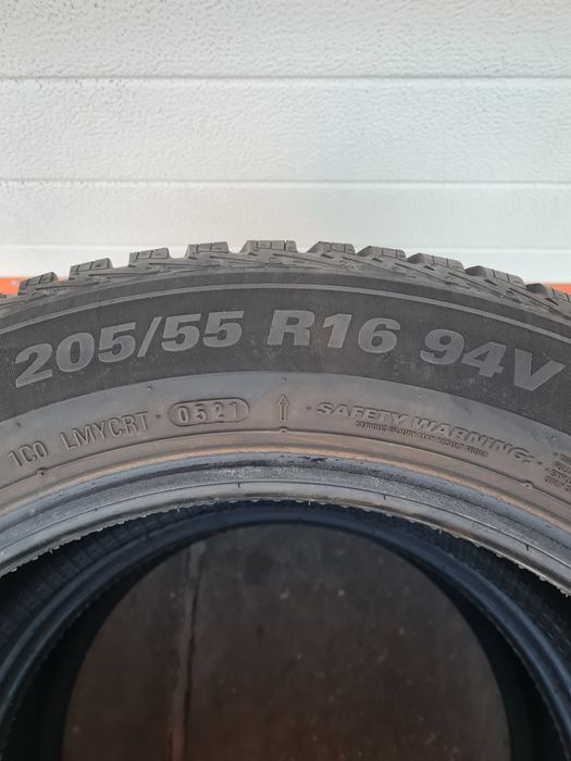 Всесезонни гуми 2 броя KUMHO Solus4S HA32 205 55 R16 дот 0521