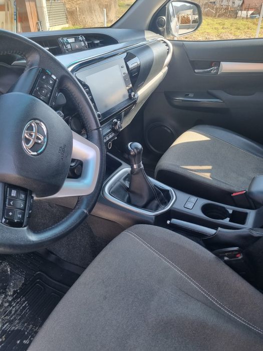 Vand Toyota Hilux