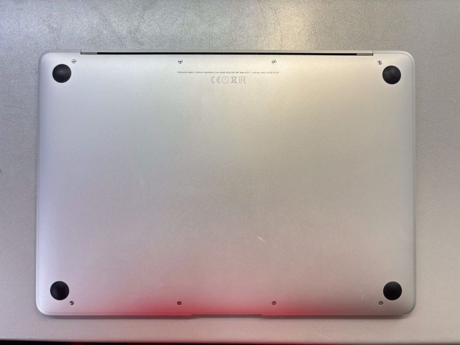 MacBook 12/треб.ремонт либо на запчасти