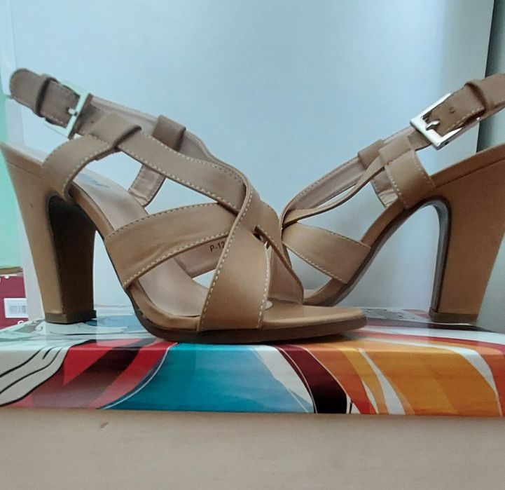 Дамски сандали на ток Pilini