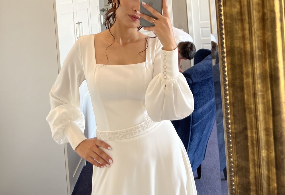 Платье на узату