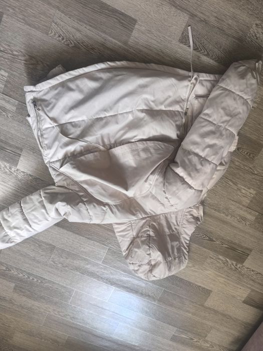 Продам куртки зимние б/у