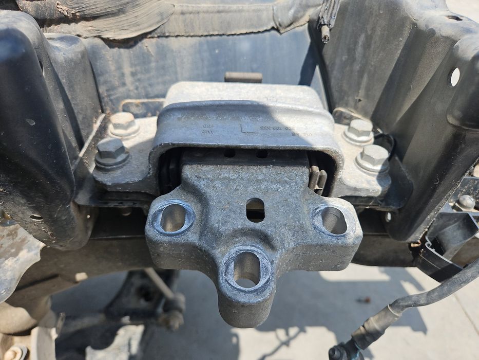 Tampon motor stanga Volkswagen Tiguan (5N) [Fabr 2007-2016]  2.0 TDI C