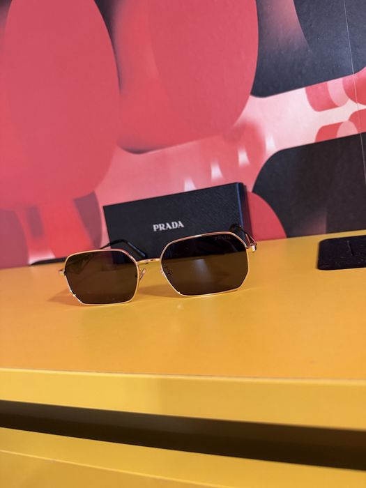 Очила на Prada мъжки