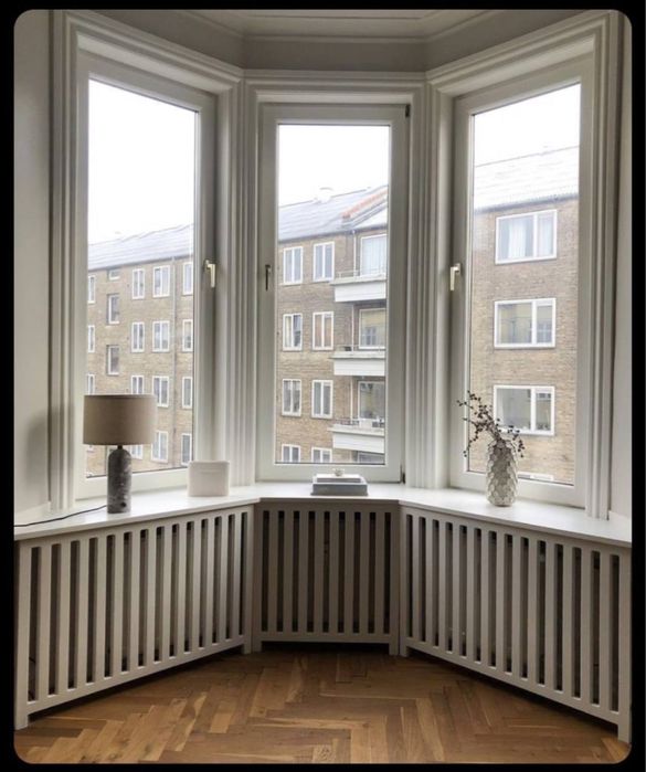 подоконник обрешетка,барный стол,откос с деревом, решетка