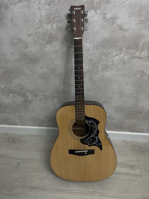 Yamaha f310 для левши