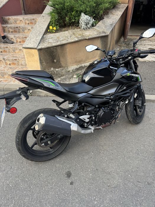 Motocicleta Kawasaki Z500