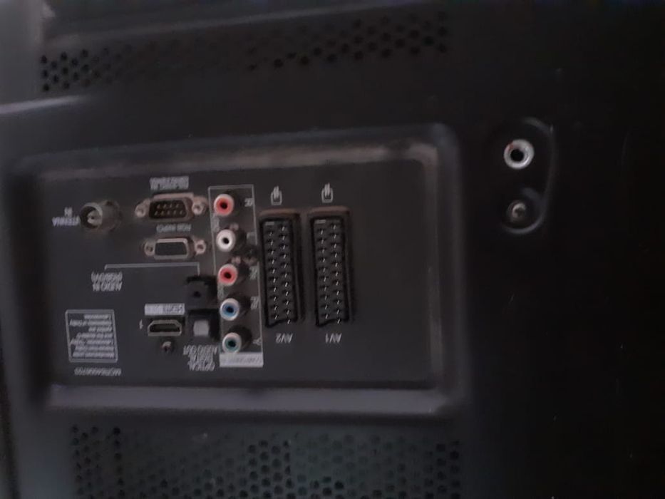 На запчастей экран трещина званите  смс не читаю