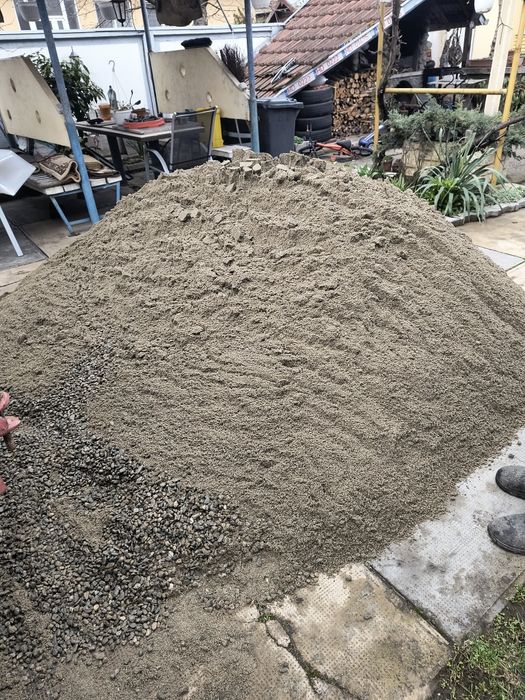 Transport,nisip,sort,piatra, moloz, pământ,agregate balastiera