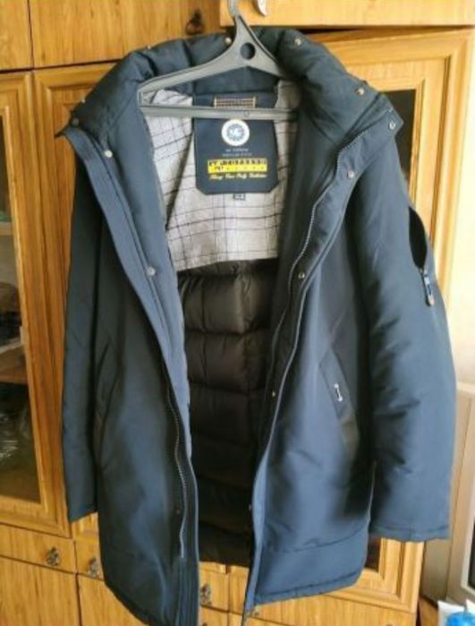 Продам зимнюю мужскую куртку