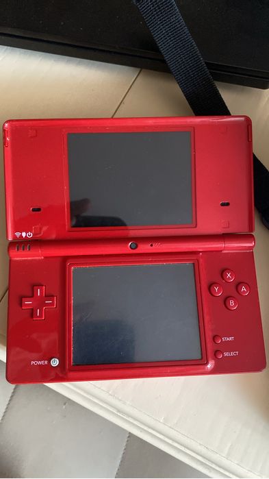 Nintendo dsi.
