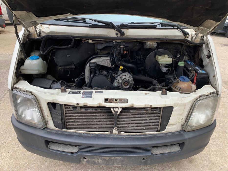 Dezmembrez piese Volkswagen LT 28,35,46 2.5 TDI 109 cp AVR,ANJ 2004