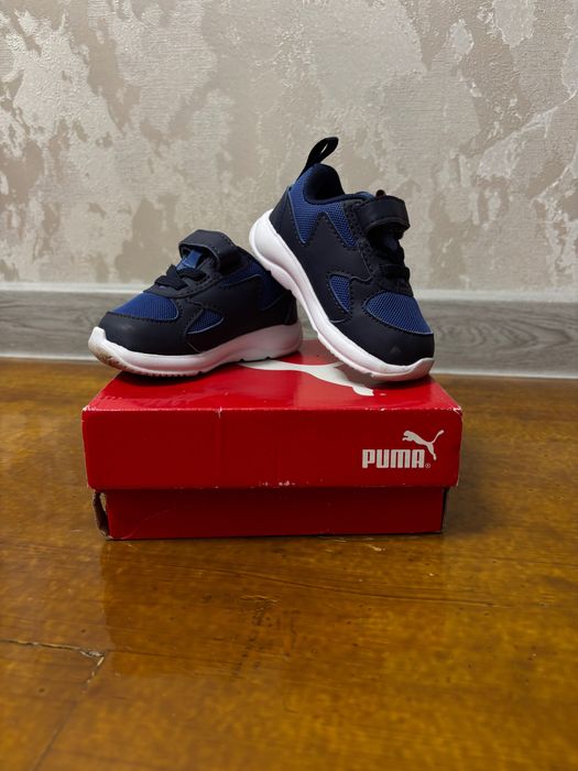 Детские кроссовки Puma оригинальные, размер 19